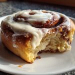 Sourdough discard cinnamon rolls